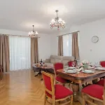 Apartament 2 Bedroom Cozy Apartment In Malinska